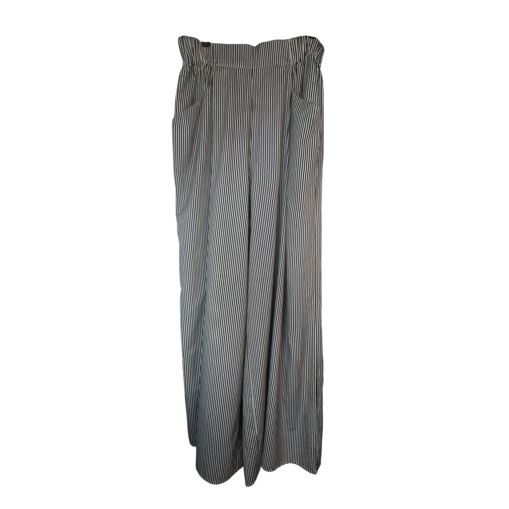 2/$30 Zara Trafaluc Size Small Black & White Striped Wide Leg Pants Side Pockets